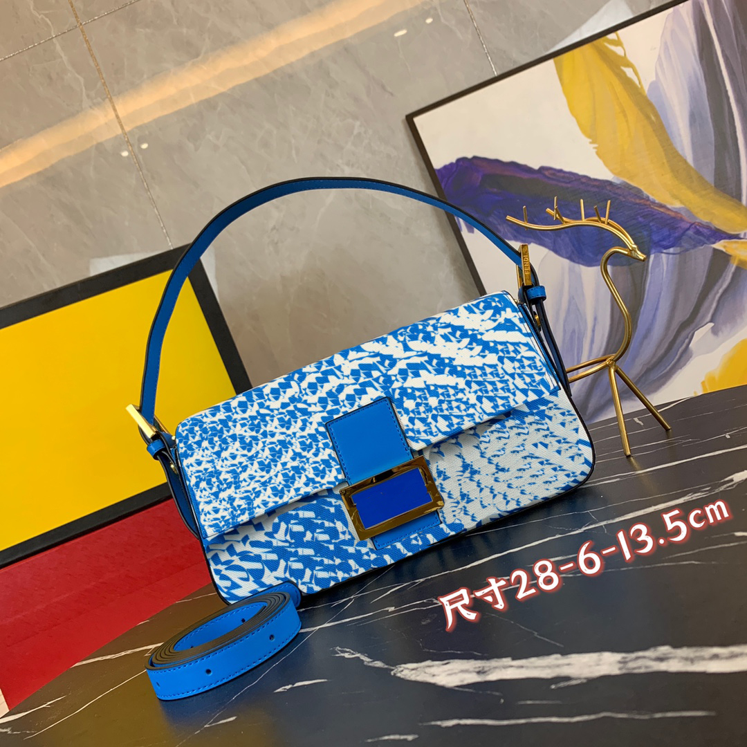Women Luxurys Designers Bags 2021 Genuine Leather Small Square Shoulder Casual Fashion Classic All-match Crossbody Purse F001967
Women Luxurys Designers Bags 2021 Genuine Leather Small Square Shoulder Casual Fashion Classic All-match Crossbody Purse F001967