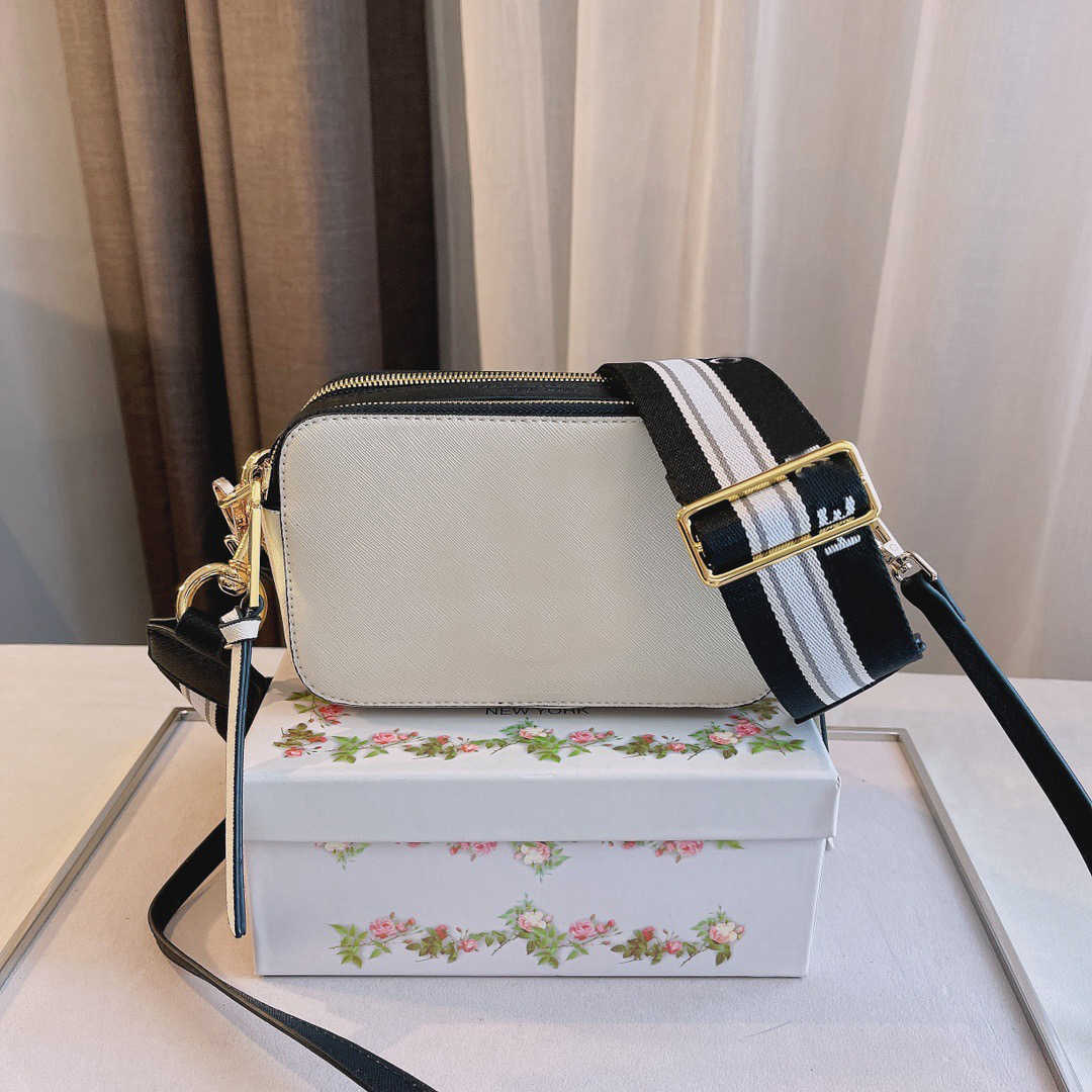Quality With Original Box Zipper Women Shoulder Bags Ladies High Handbag Messenger Famous Brand The Small Snapshot Camera Crossbody 8 Styles, With box
Quality With Original Box Zipper Women Shoulder Bags Ladies High Handbag Messenger Famous Brand The Small Snapshot Camera Crossbody 8 Styles, With box