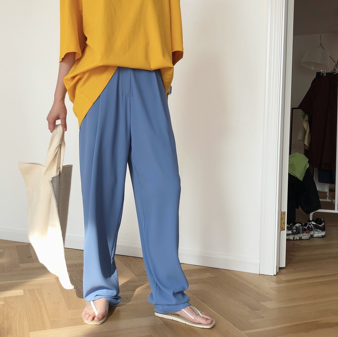 pants trousers summer simple and fashionable high waist straight tube wide leg show thin drooping casual fashion suit for women, Black;white
pants trousers summer simple and fashionable high waist straight tube wide leg show thin drooping casual fashion suit for women, Black;white