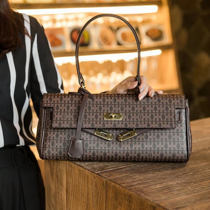 Factory wholesale women bag elegant coffee large handbag street contrast leather messenger bags Joker atmosphere fashion commuter Mommy handbags
Factory wholesale women bag elegant coffee large handbag street contrast leather messenger bags Joker atmosphere fashion commuter Mommy handbags