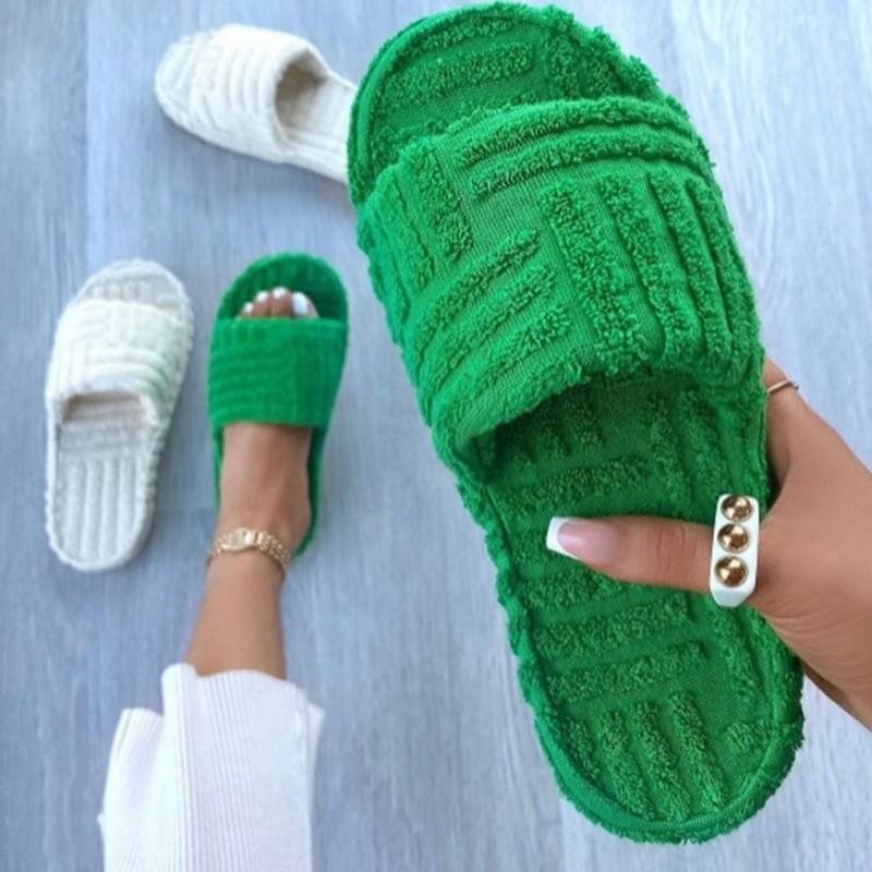 Slippers Women Shoes Fur Fashion Flat Platform Big Size Woman Slides And Purse Set Furry For, Black
Slippers Women Shoes Fur Fashion Flat Platform Big Size Woman Slides And Purse Set Furry For, Black