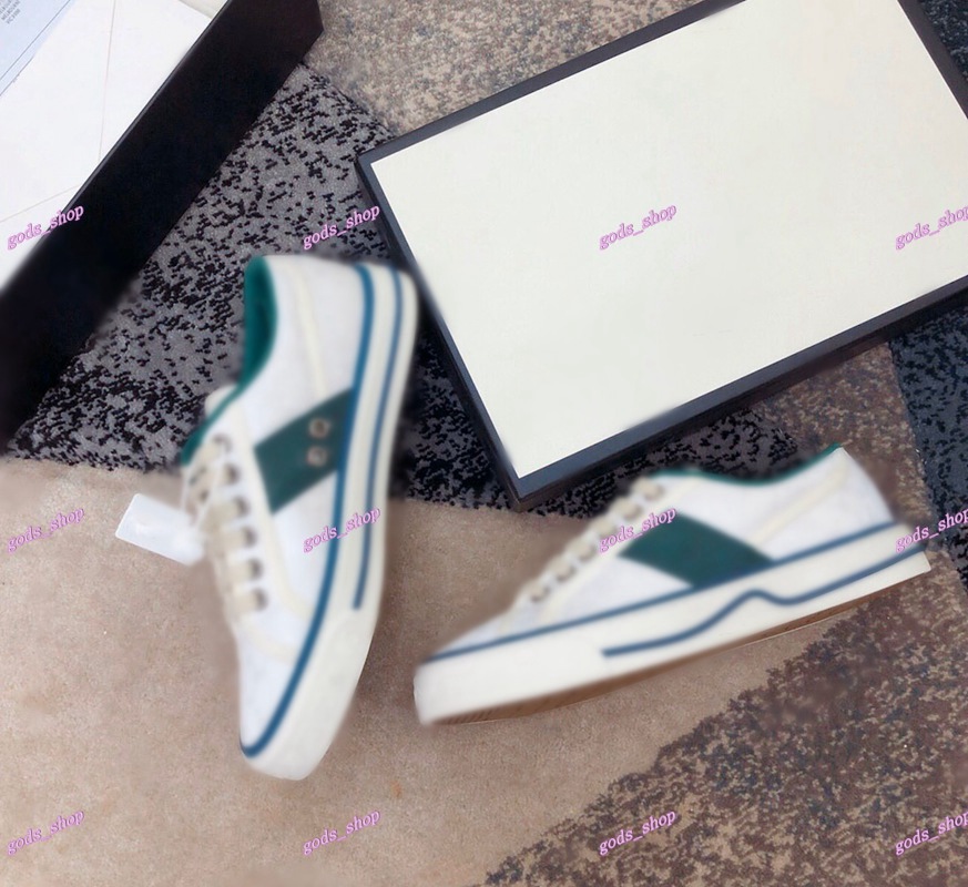 The latest children's fashion outdoor shoes tennis 1977 Progettista sneakers Flat canvas shoe
The latest children's fashion outdoor shoes tennis 1977 Progettista sneakers Flat canvas shoe