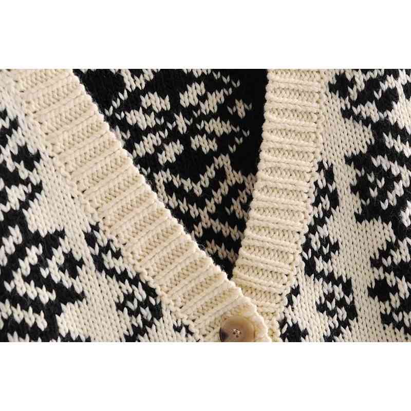 Vintage Woman Beige Embroidery Knitted Vest Spring Fashion Ladies Soft Sleeveless Cardigan Girls Casual Tank 210515