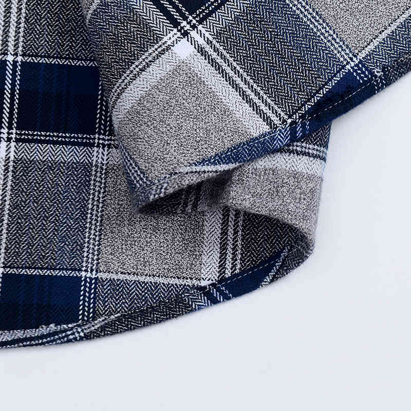 Men's Brushed Cotton Plaid Casual Shirt Single Patch Pocket Long Sleeve Standard-fit Comfortable Flannel Thick Gingham Shirts 210506
