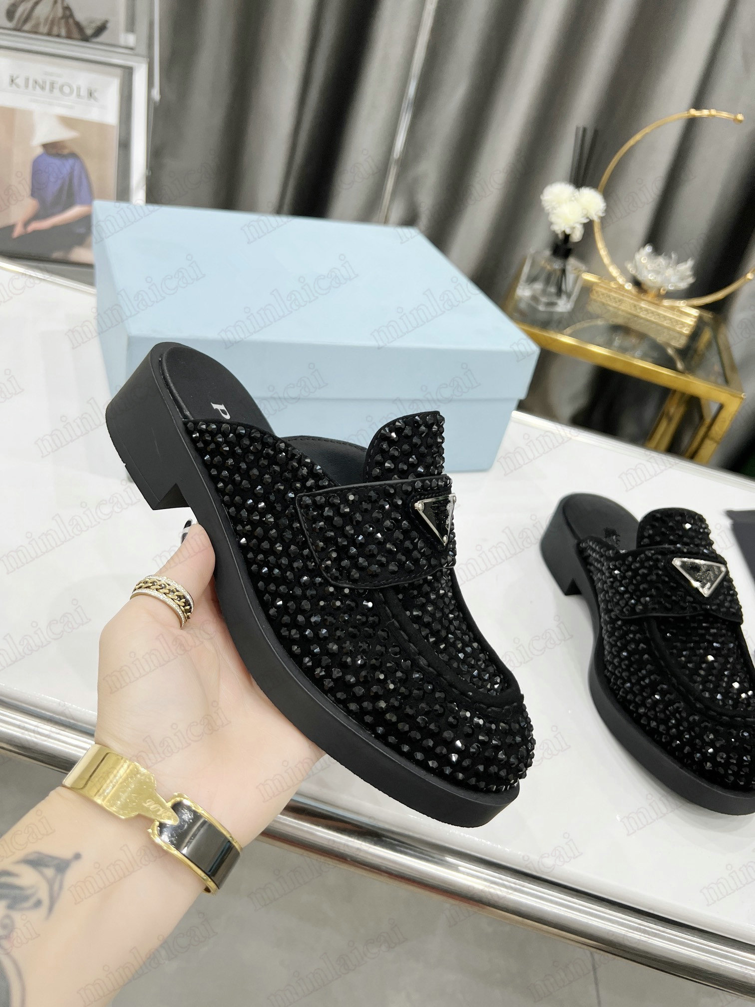 Diamond Womens Loafers Monolith Chunky Thick Rubber Sole Muller Shoes Triangle Logo Imitation Crystal Moccasins Slipper Designer Shoes Outsole Casual Shoe, No shoes
Diamond Womens Loafers Monolith Chunky Thick Rubber Sole Muller Shoes Triangle Logo Imitation Crystal Moccasins Slipper Designer Shoes Outsole Casual Shoe, No shoes