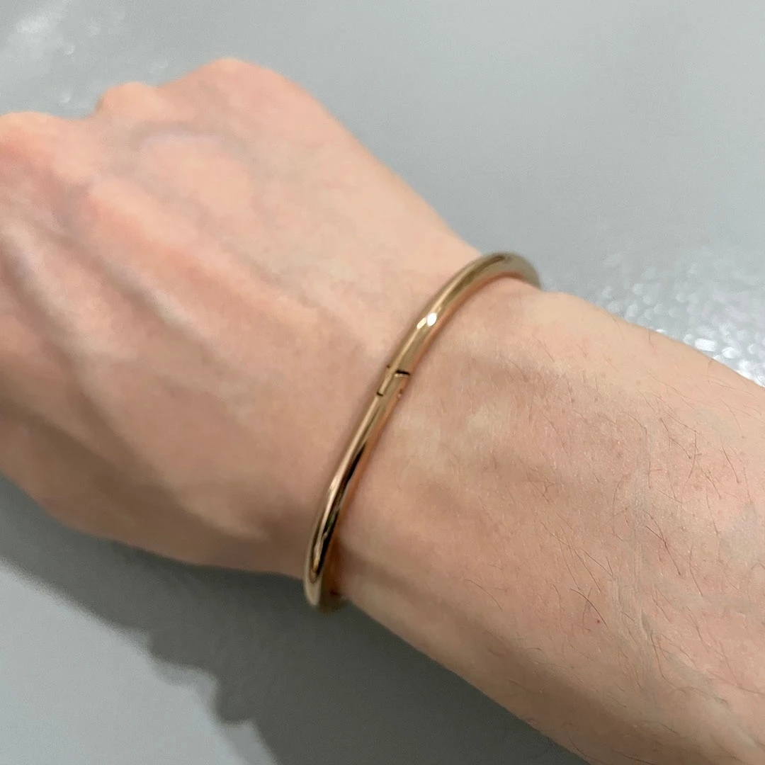 With Box Gold Silver Titanium Steel Cuff Bracelet Inlay Diamond Nail Bracelets Women Men Love Jewelry Gift
With Box Gold Silver Titanium Steel Cuff Bracelet Inlay Diamond Nail Bracelets Women Men Love Jewelry Gift