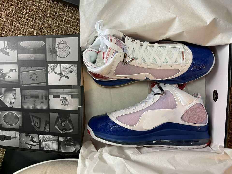 LeBron-7 Dodgers Baseball Blue shoes for sale DJ5158-100 Slippers men women Basketball shoe store Aqua Teal Blues size40-46
LeBron-7 Dodgers Baseball Blue shoes for sale DJ5158-100 Slippers men women Basketball shoe store Aqua Teal Blues size40-46