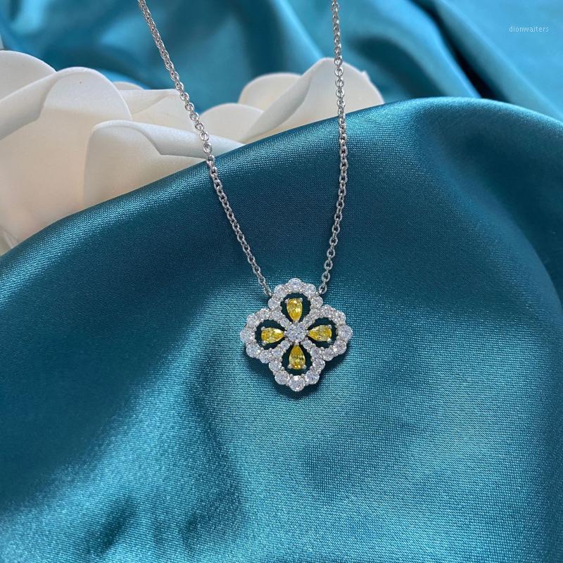 High Quatily 100% 925 Silver Necklace Lucky Four-Leaf Shape Inlaid Yellow Main Diamond Gift For Girlfriend Exquisite Jewelry Chains
High Quatily 100% 925 Silver Necklace Lucky Four-Leaf Shape Inlaid Yellow Main Diamond Gift For Girlfriend Exquisite Jewelry Chains