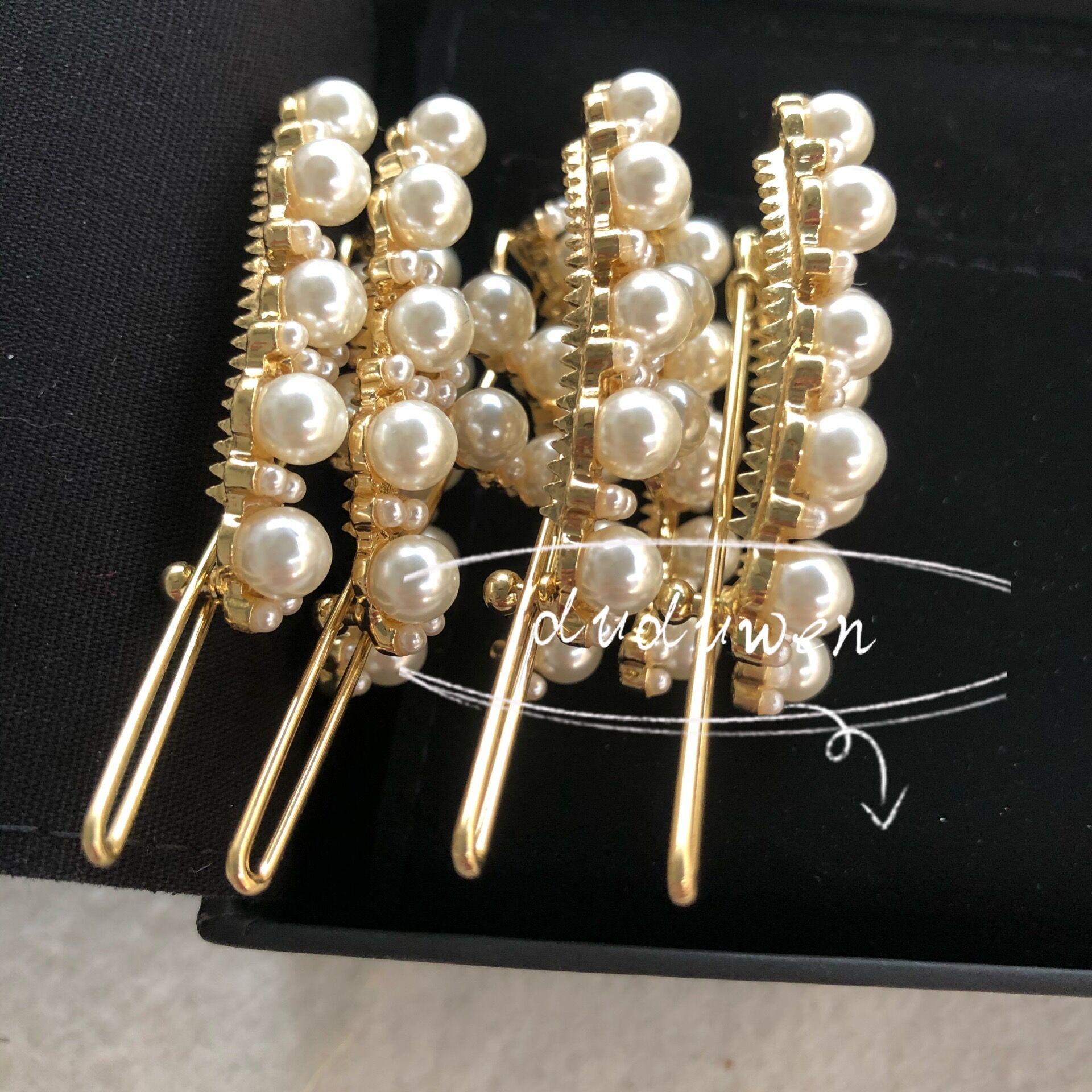 4X3Cm party gift metal pearls hair clips Classic pearls hairpins collection hair accessories V card sweater pin dudu collections
4X3Cm party gift metal pearls hair clips Classic pearls hairpins collection hair accessories V card sweater pin dudu collections