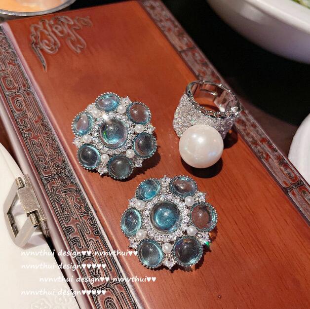 Earrings & Necklace Bright Water Sapphire Flower Zircon Glazed Garland Honeycomb Ring Women Jewelry Set, Silver
Earrings & Necklace Bright Water Sapphire Flower Zircon Glazed Garland Honeycomb Ring Women Jewelry Set, Silver