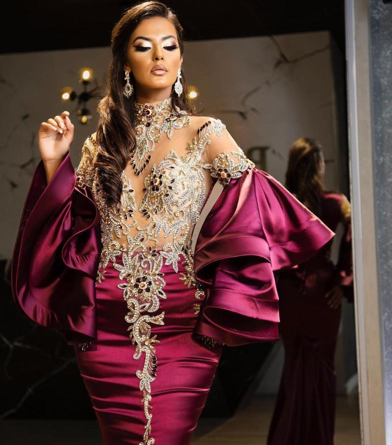 2022 Sparkly Arabic Aso Ebi Dark Red Mermaid Prom Dresses Crystals Beaded High Split Long Sleeves Plus Size Evening Formal Party Second Reception Gown