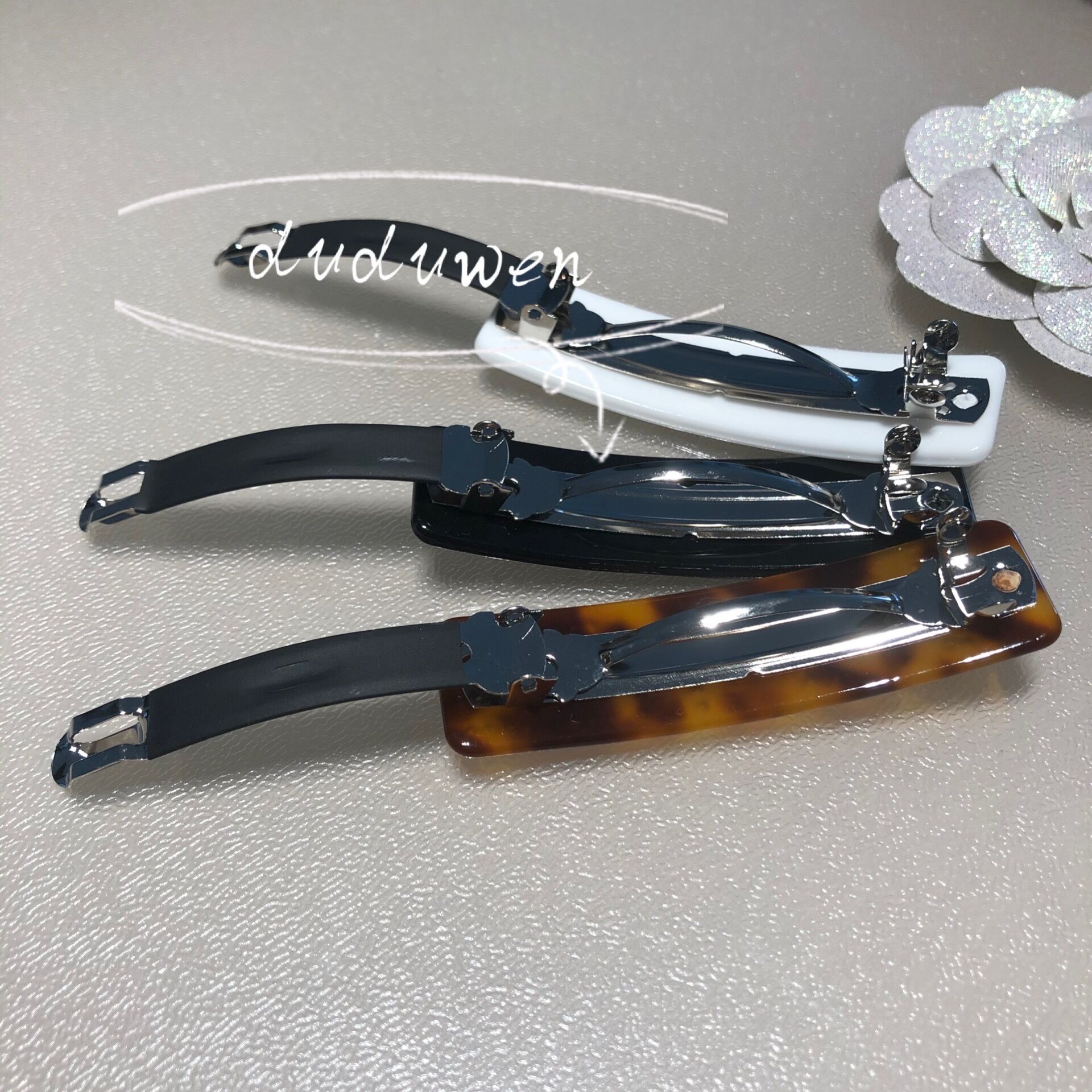 7.5X1CM Fashion acrylic hair clips engraved stone letters Classic accessories gift paper cards 2C Barrettes hairpin
7.5X1CM Fashion acrylic hair clips engraved stone letters Classic accessories gift paper cards 2C Barrettes hairpin