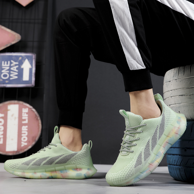 2021 High Quality Summer Women Mens Running Shoes Student Outdoor Sports Sneakers Black White Green Size 39-45 Code 61-065
2021 High Quality Summer Women Mens Running Shoes Student Outdoor Sports Sneakers Black White Green Size 39-45 Code 61-065