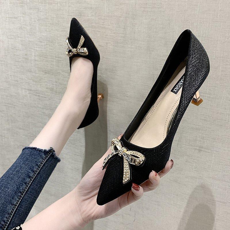 Dress Shoes HKXN Pointed Metal Strip Bow High Heels Woman 2022 Spring Stiletto Shallow Mouth Single Professional Wear Simple T, Red
Dress Shoes HKXN Pointed Metal Strip Bow High Heels Woman 2022 Spring Stiletto Shallow Mouth Single Professional Wear Simple T, Red