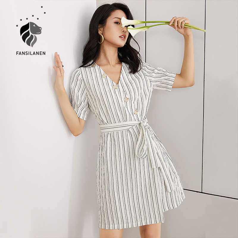 FANSILANEN Sexy short sleeve striped dress Women spring summer boho wrap Female v neck banfage elegant office 210607, White
FANSILANEN Sexy short sleeve striped dress Women spring summer boho wrap Female v neck banfage elegant office 210607, White