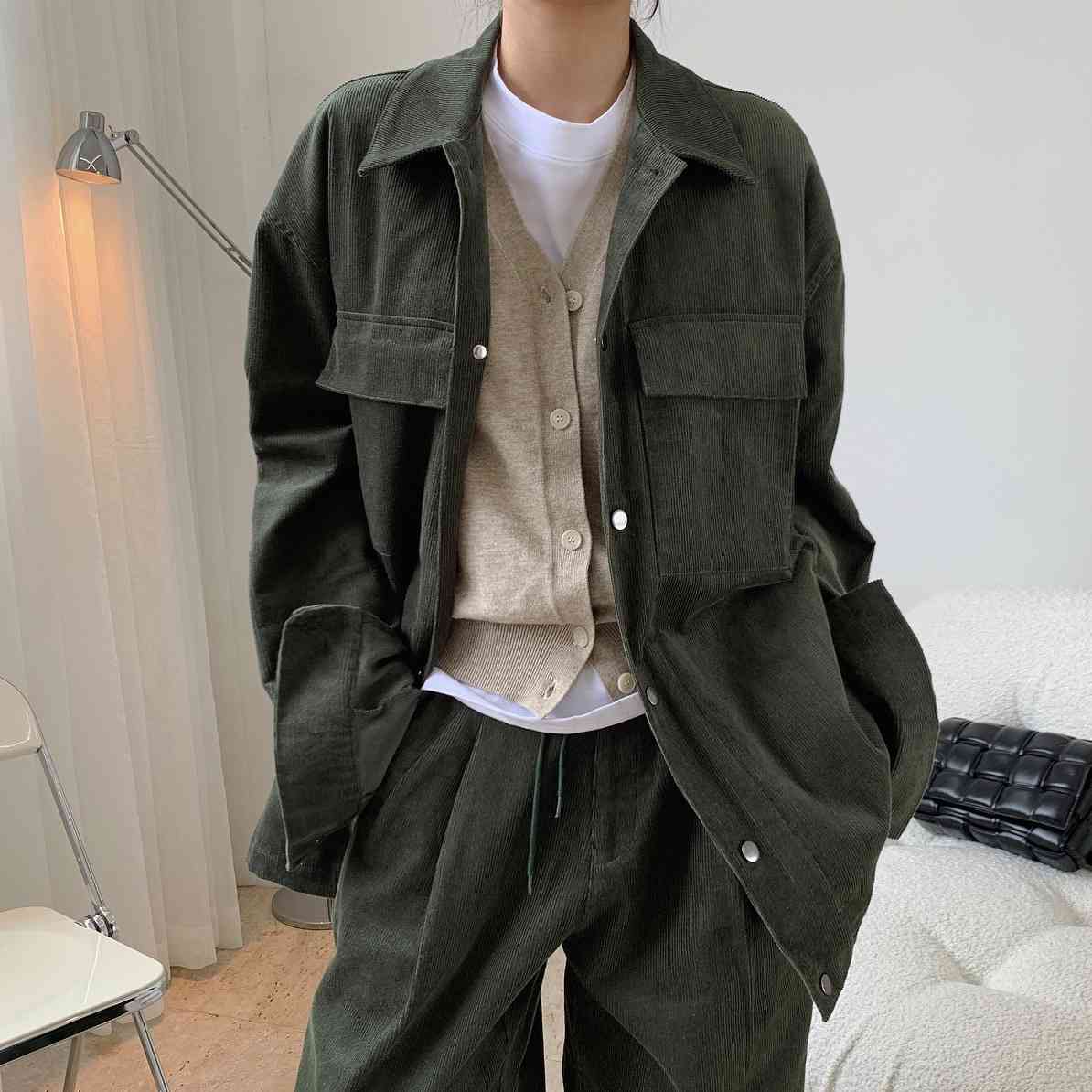 DEAT Loose Jacket New Stand Collar Long Sleeve Women Gray Patchwork Pockets Single Breasted Coat Fashion Tide Summer 7E0493 210428