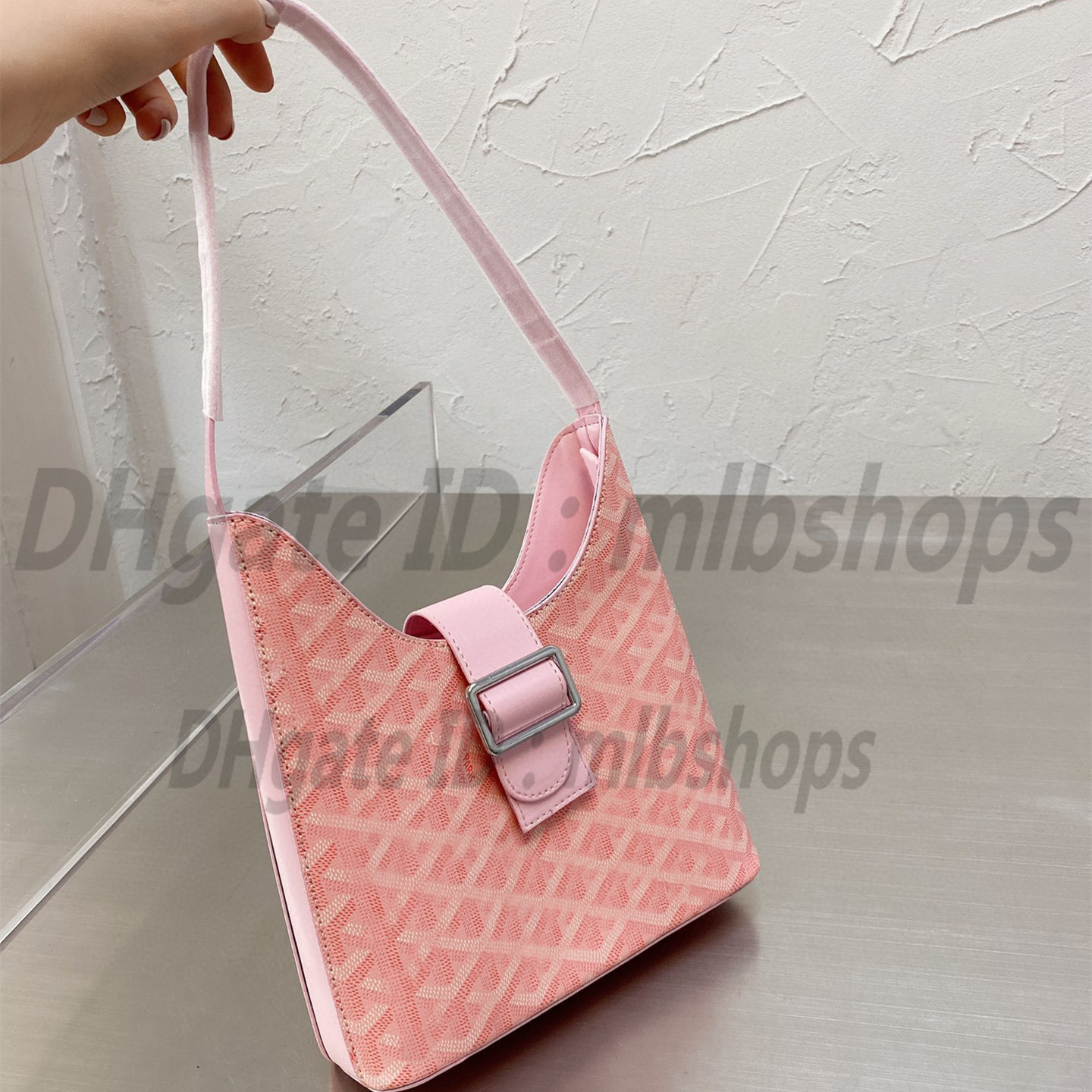 Fashion Women Top Quality G Luxury wallet Shoulder Bags Designer 2021 Ladies CrossBody Handbags Clutch Totes Composite Goya Bag Lady Axillary bags purses, No bags
Fashion Women Top Quality G Luxury wallet Shoulder Bags Designer 2021 Ladies CrossBody Handbags Clutch Totes Composite Goya Bag Lady Axillary bags purses, No bags