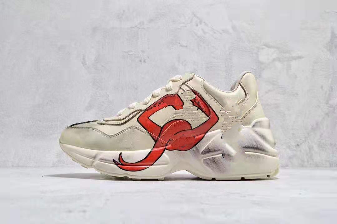 Wholesale top high-quality Rhyton casual shoes heavy sports Milan runway fashion women's shoe flat strawberry rat pattern big mouth tiger mesh dress
Wholesale top high-quality Rhyton casual shoes heavy sports Milan runway fashion women's shoe flat strawberry rat pattern big mouth tiger mesh dress