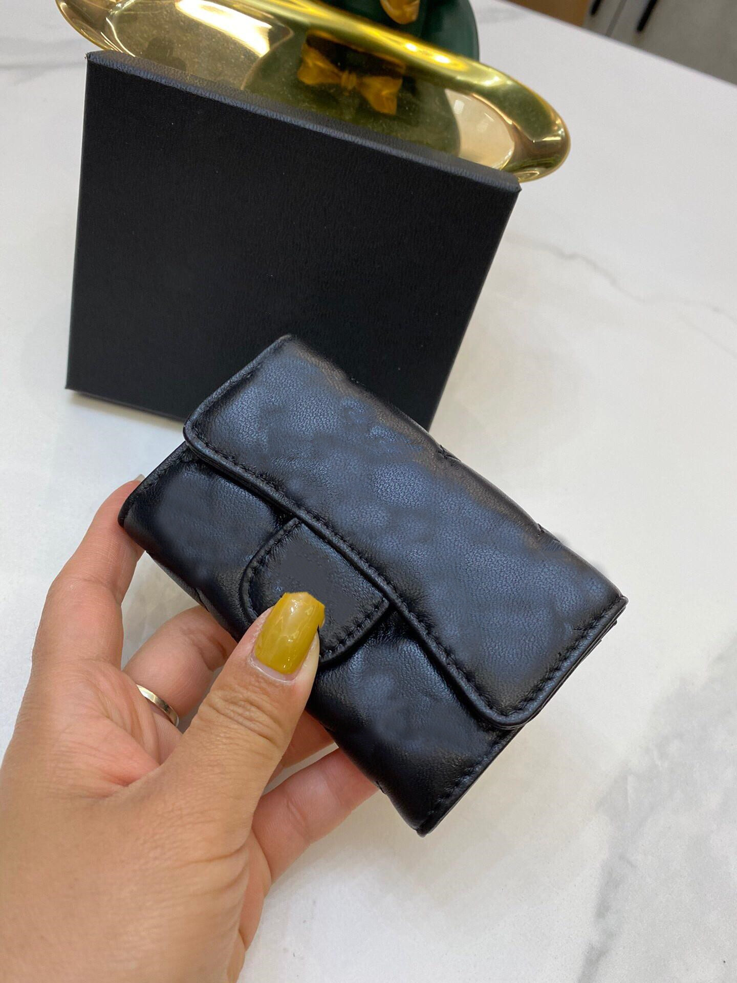 5A Designer Luxury high qulity classic short wallet fashion women coin purse zipper pouch quilted soft leather wallets, Red;blue
5A Designer Luxury high qulity classic short wallet fashion women coin purse zipper pouch quilted soft leather wallets, Red;blue