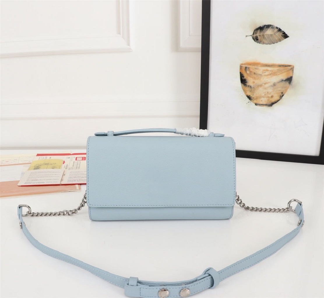 Luxury designer bag women Lockme handbag ladies fashion handbags high quality Cross-body-bag Wallets purse Weave cross body Braiding shoulder bags free ship, Blue #56088
Luxury designer bag women Lockme handbag ladies fashion handbags high quality Cross-body-bag Wallets purse Weave cross body Braiding shoulder bags free ship, Blue #56088