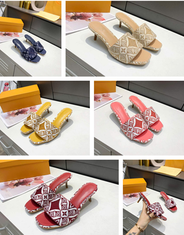 2021 Spring Summer H Shoes Fashion Flats Heel Sandals Word Cool Slippers Casual Shoe Streetwear Ladies Flat Slipper 35-41, Red
2021 Spring Summer H Shoes Fashion Flats Heel Sandals Word Cool Slippers Casual Shoe Streetwear Ladies Flat Slipper 35-41, Red
