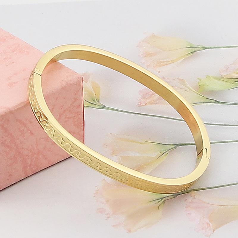 Bangle -Selling Fashion Children's Series Vine Pattern Bracelet Stainless Steel Love Girl Jewelry Wholesale
Bangle -Selling Fashion Children's Series Vine Pattern Bracelet Stainless Steel Love Girl Jewelry Wholesale