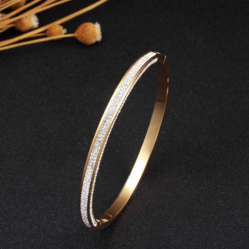 Luxury Brand Open Cuff Bangles Stainless Steel Round Rose Gold Color Zirconia Crystal Bracelet for Women Jewelry Pulseiras Q0719
Luxury Brand Open Cuff Bangles Stainless Steel Round Rose Gold Color Zirconia Crystal Bracelet for Women Jewelry Pulseiras Q0719