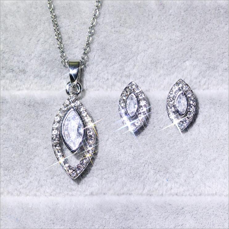 Olive Eye Zircon necklaces earring jewelry set GSFS061 fashion women gift Earrings & Necklace, As show
Olive Eye Zircon necklaces earring jewelry set GSFS061 fashion women gift Earrings & Necklace, As show