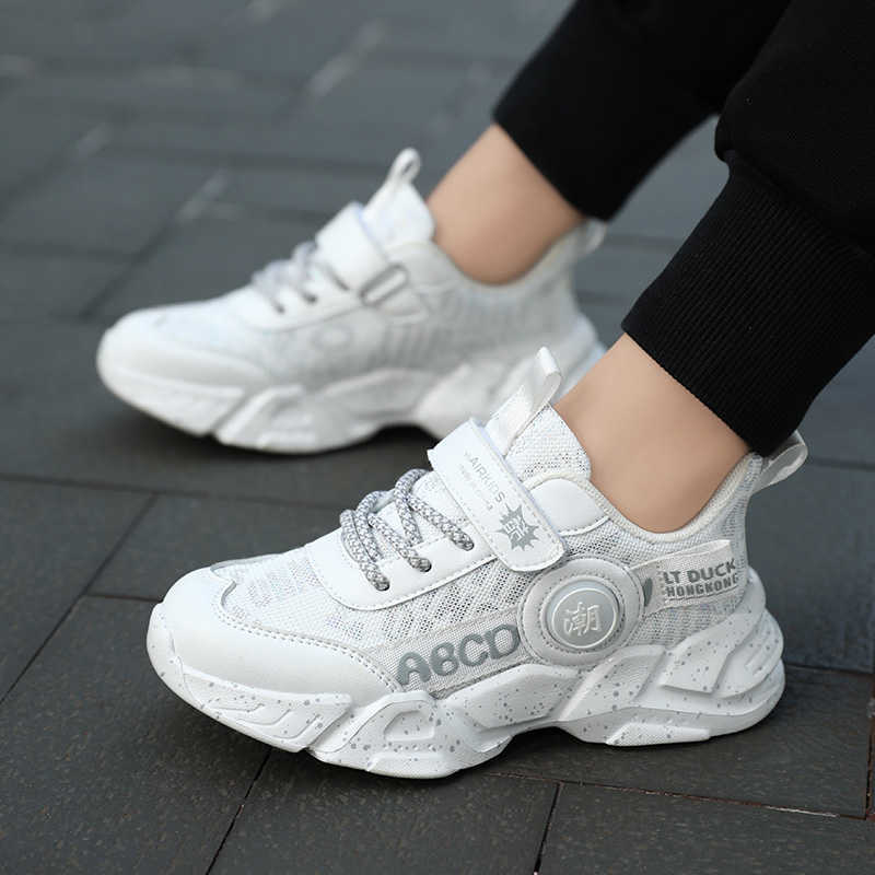 New Children Casual Shoes Boys Light Sneakers Student Kid Summer Size 5 8 9 12 13 Autumn Mesh Sport Footwear Winter Spider 7-12y Y0809