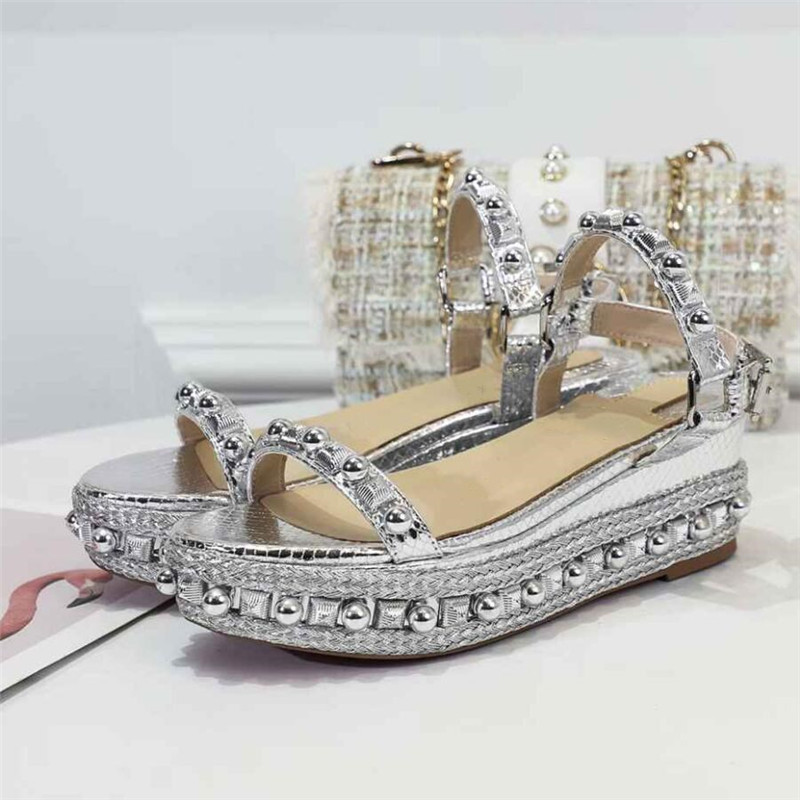 Luxury Shoes Women Designers Fashion Brand Wedges Shoes for Women Studded Rivets Platform Wedge Sandalias De Verano Para Mujer, 8cm as picture
Luxury Shoes Women Designers Fashion Brand Wedges Shoes for Women Studded Rivets Platform Wedge Sandalias De Verano Para Mujer, 8cm as picture