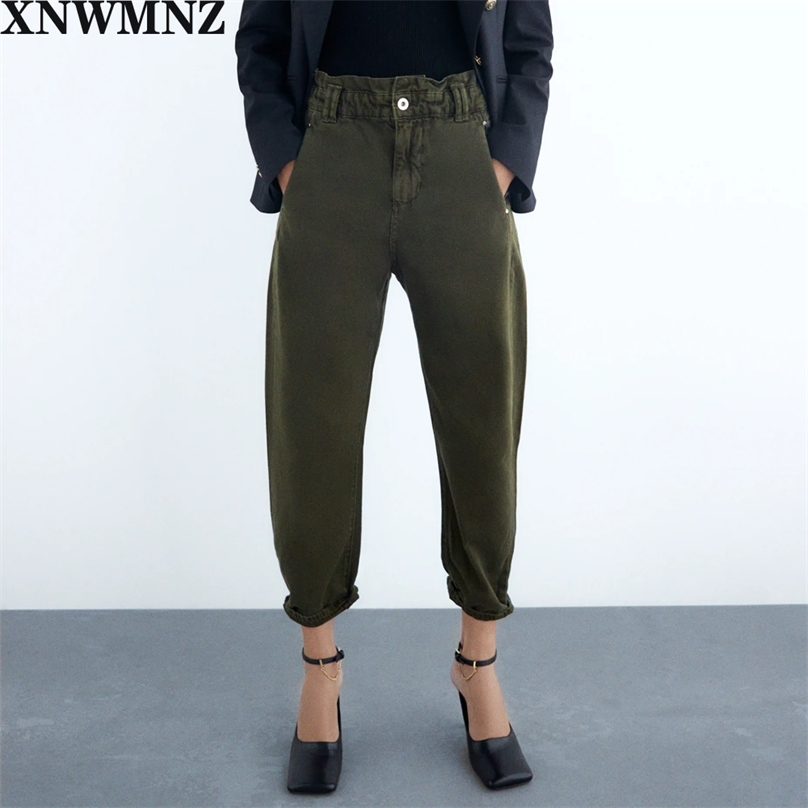 women baggy High-waist jeans elastic waist front pockets rear patch zip fastening with metal top button 210520, Green
women baggy High-waist jeans elastic waist front pockets rear patch zip fastening with metal top button 210520, Green