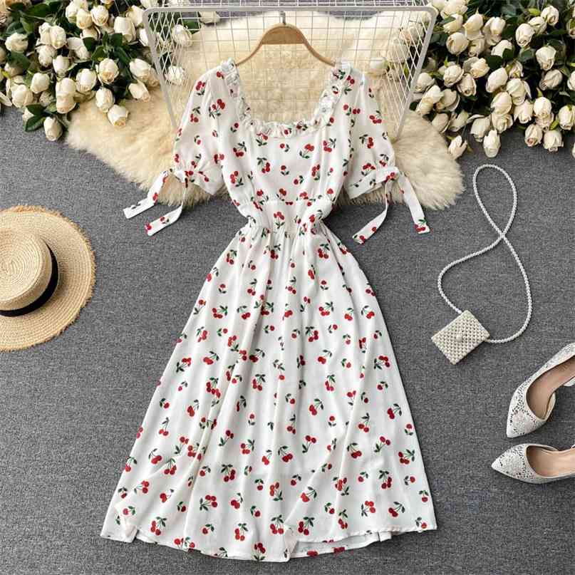 Women Fashion Sweet Wood Ear Sqaure Collar Short Sleeve Slim Cherry Print Chiffon A-line Dress Elegant Vintage Vestidos S821 210527