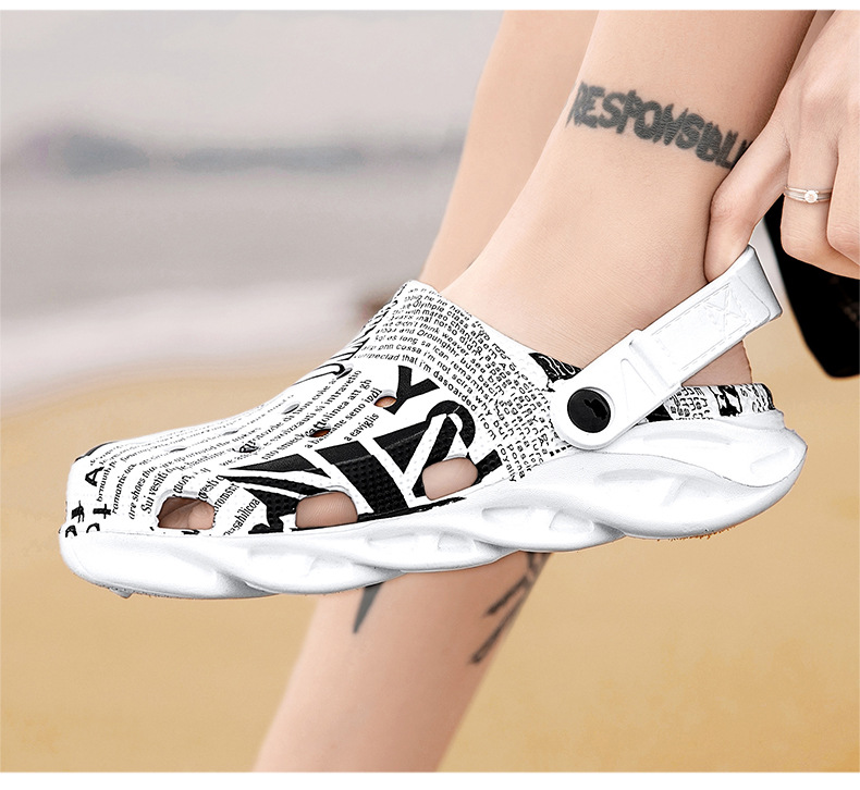 Men Slippers Heighten Thick Soles Beach Shoes Plus Size Non-slip Sandals Slip on Expert Design Quality Latest Style Original Status, Black
Men Slippers Heighten Thick Soles Beach Shoes Plus Size Non-slip Sandals Slip on Expert Design Quality Latest Style Original Status, Black