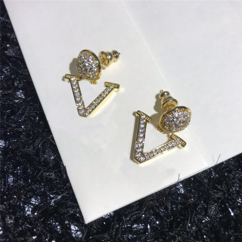 Shiny Diamond Letter Charm Earrings Women Rhinestone Pendant Studs Designer Alphabet Eardrop With Box
Shiny Diamond Letter Charm Earrings Women Rhinestone Pendant Studs Designer Alphabet Eardrop With Box
