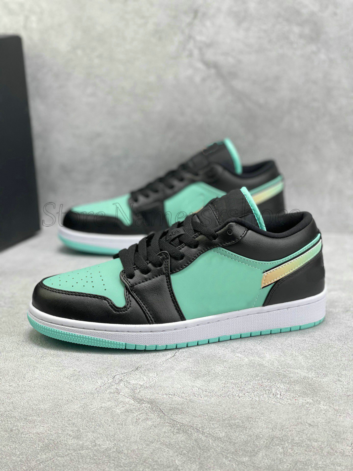 1 Low Tropical Twist Black SE Mens 1s Jumpman Basketball Designer Shoes Womens Fashion Trainer Sport Sneakers, Customize
1 Low Tropical Twist Black SE Mens 1s Jumpman Basketball Designer Shoes Womens Fashion Trainer Sport Sneakers, Customize