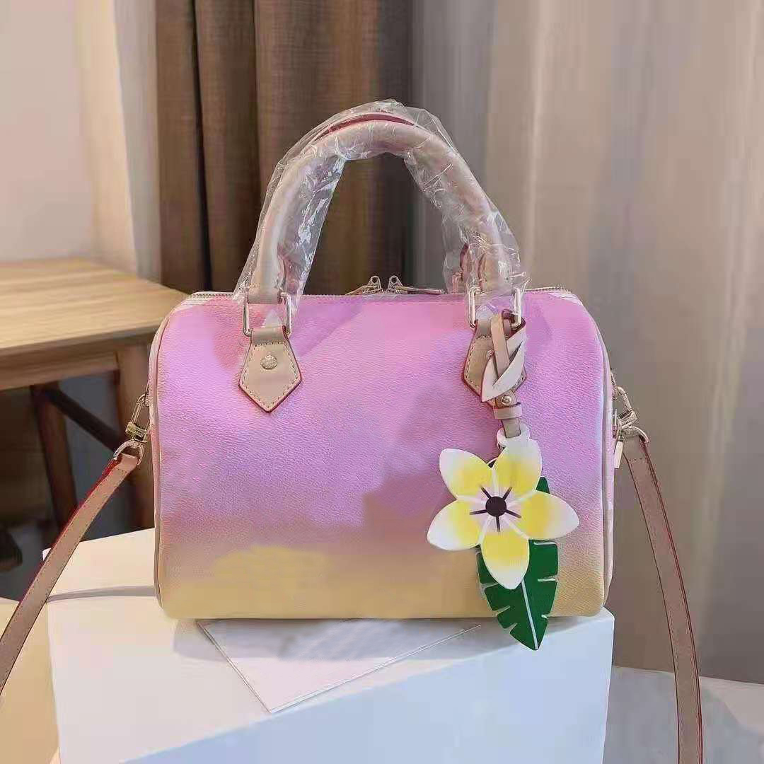 Newest 21 summer Womens By The SPEEDY BANDOULIERE 25 Pool Bags Gradient Color Shoulder Bag Flower Clutch Handbags Messenger D5z7#, Dust bag
Newest 21 summer Womens By The SPEEDY BANDOULIERE 25 Pool Bags Gradient Color Shoulder Bag Flower Clutch Handbags Messenger D5z7#, Dust bag