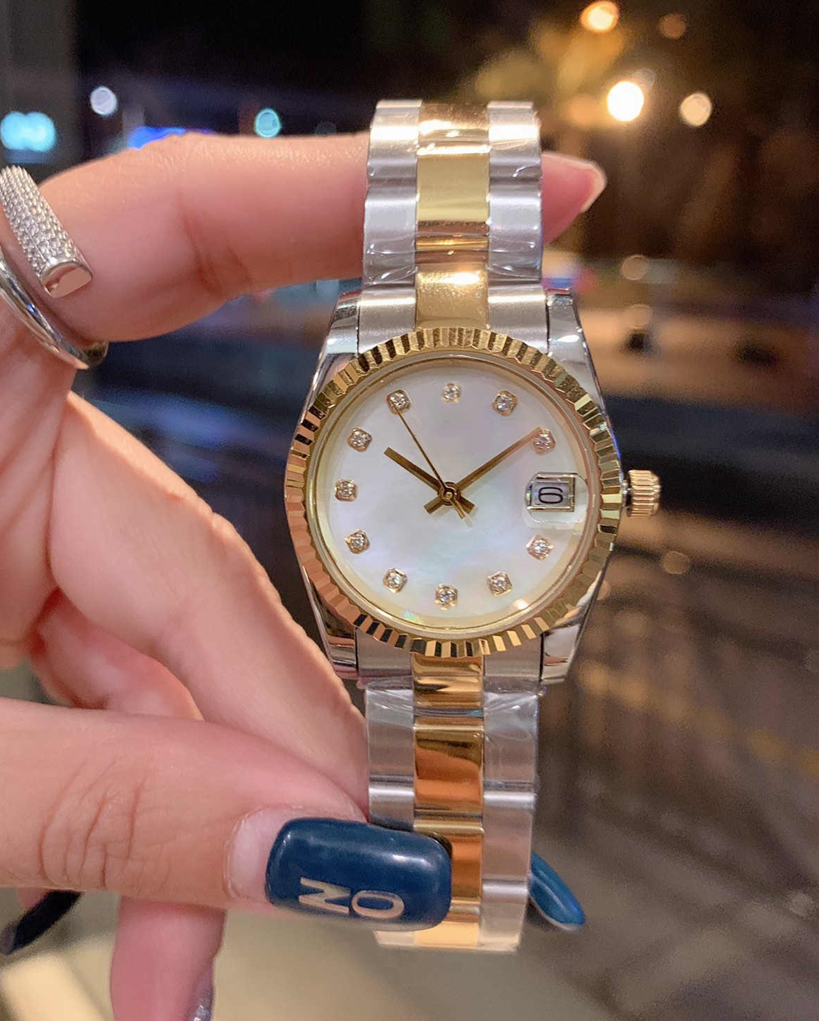 Luxury Women's watch, 31mm 36mm classic exquisite, diamond embellishment, mechanical automatic, five bead stainless steel belt, swimming sapphire
Luxury Women's watch, 31mm 36mm classic exquisite, diamond embellishment, mechanical automatic, five bead stainless steel belt, swimming sapphire