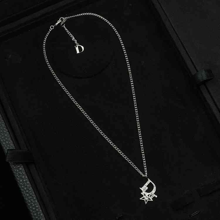 Dio Word Star Hollowed Out Inlaid Silver Women's Necklace Di Family Personality Fashion Korean Simple Style
Dio Word Star Hollowed Out Inlaid Silver Women's Necklace Di Family Personality Fashion Korean Simple Style