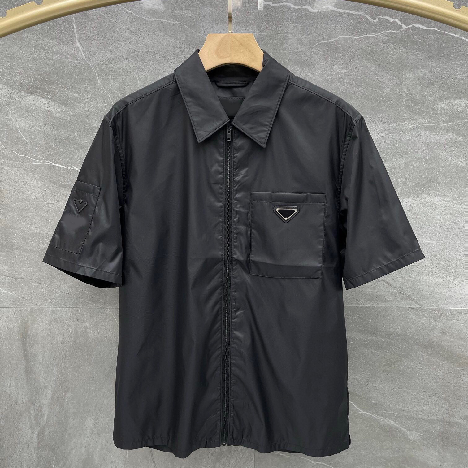 2023 Men Casual T Shirt Tops Zipper Clothing High Street Tees Oversize Summer Black T-Shirt Large Oversized Pradas Clothing Big Plus Size Traingle
2023 Men Casual T Shirt Tops Zipper Clothing High Street Tees Oversize Summer Black T-Shirt Large Oversized Pradas Clothing Big Plus Size Traingle