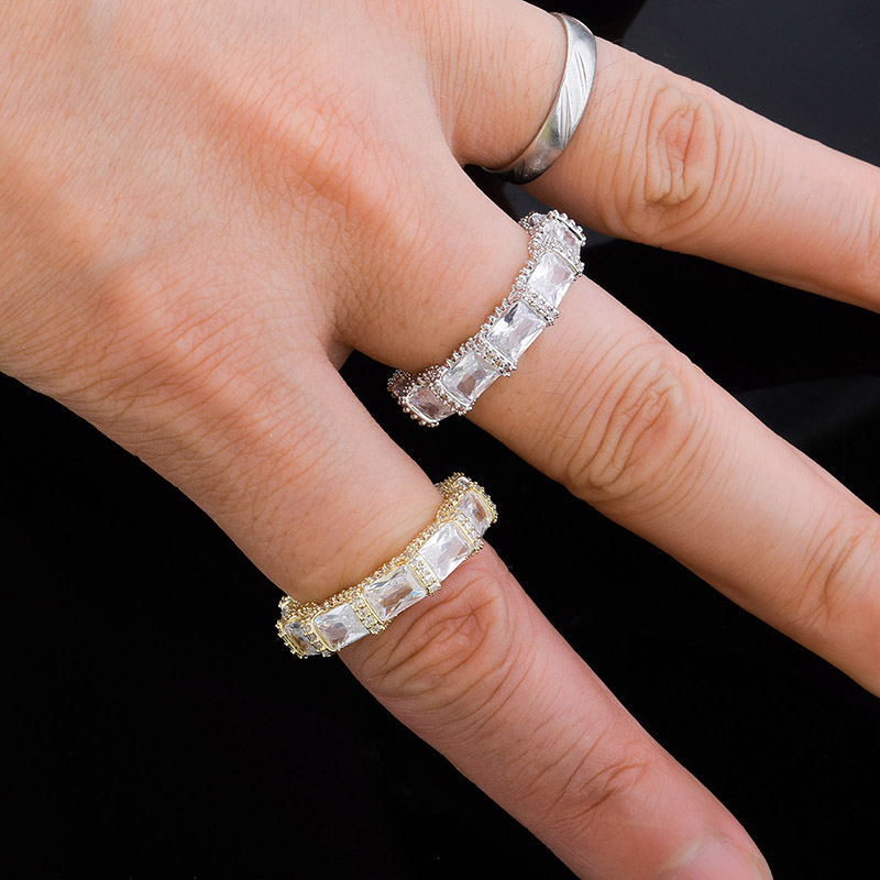 New Fashion Charm 5mm Iced Rock Punk Cubic Zirconia Stones Luxury Ring Hip Hop Jewelry Square Micro Paved Ring for Women Party PunkGift