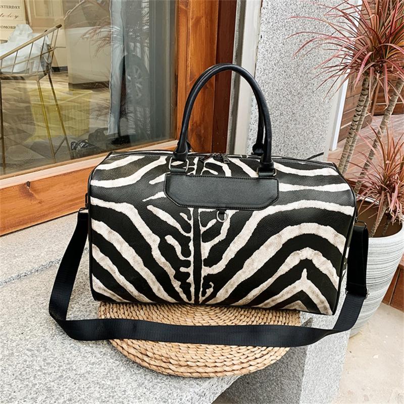 Duffel Bags Fashion Travel Bag Hand Luggage Zebra Pattern Tote For Women Crossbody Large Capacity Duffle PU Leather Weekender, Black
Duffel Bags Fashion Travel Bag Hand Luggage Zebra Pattern Tote For Women Crossbody Large Capacity Duffle PU Leather Weekender, Black
