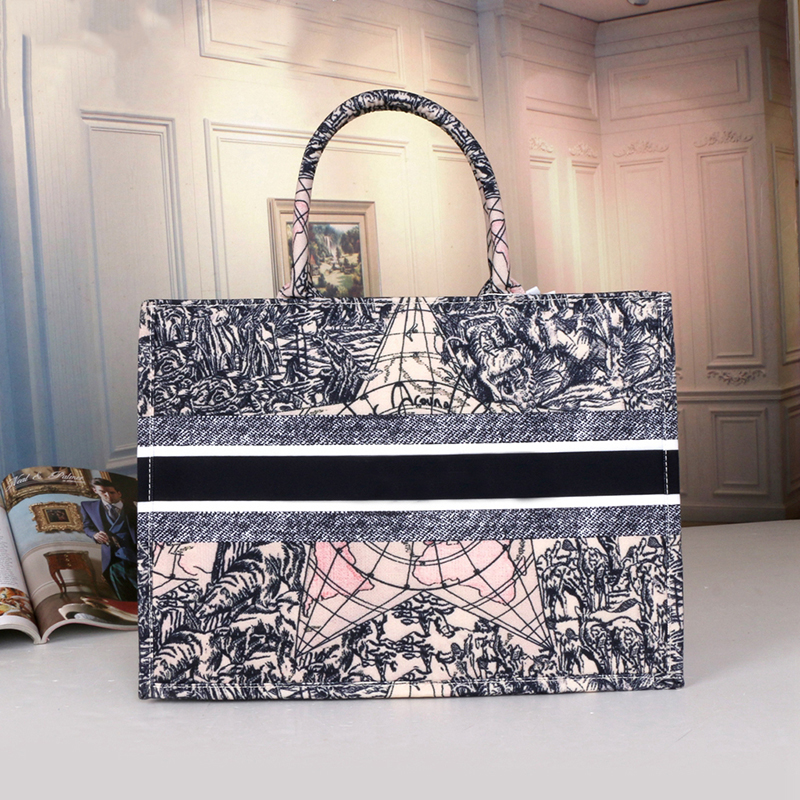 wholesale Luxurys Designers Fashion duffel bags women classic style totes high quality travel street design Luggage
wholesale Luxurys Designers Fashion duffel bags women classic style totes high quality travel street design Luggage