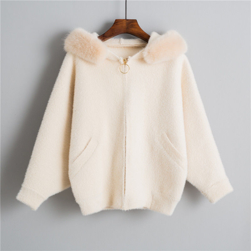 Women's Fur & Faux Imitation of velvet with a hood woman's sweater Autumn and winter fur collar loose like thick bat YJTA, 1# shoe box 
Women's Fur & Faux Imitation of velvet with a hood woman's sweater Autumn and winter fur collar loose like thick bat YJTA, 1# shoe box