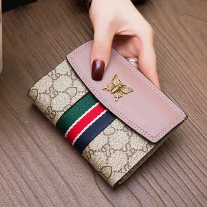 Wallets the Wallet Female Small Short Leather Multi-card Position Cowhide Simple and Versatile Hand, Pink
Wallets the Wallet Female Small Short Leather Multi-card Position Cowhide Simple and Versatile Hand, Pink