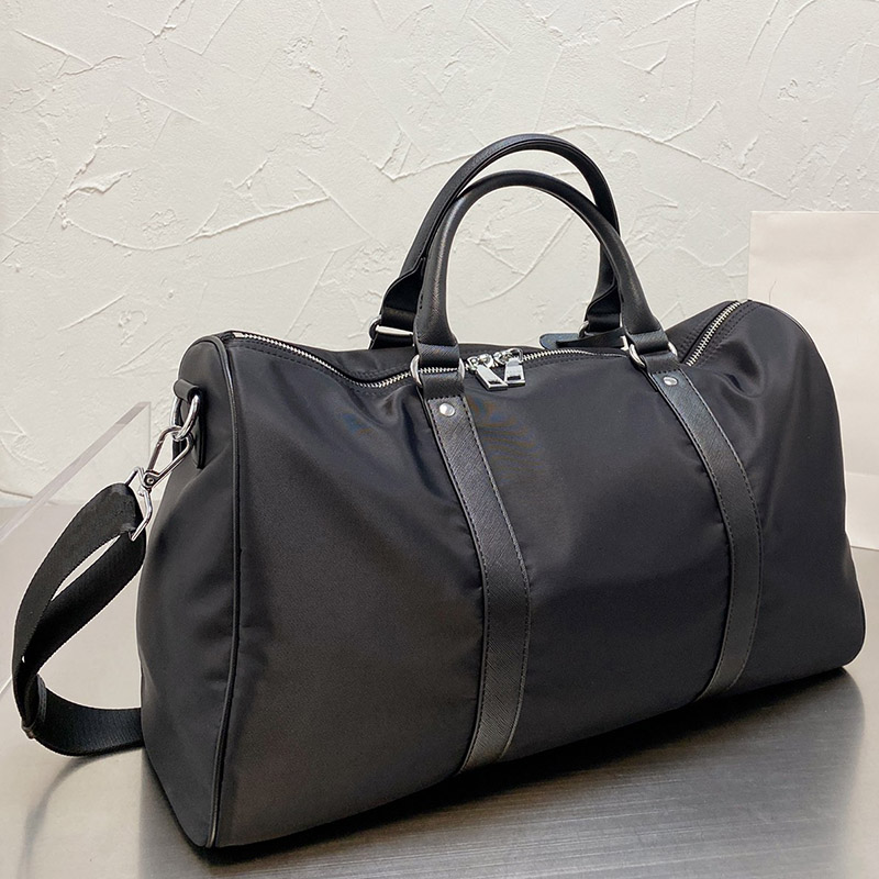 Fashion Duffle Bag High Quality Men Triple Black Nylon Travel Bags Mens Handle Luggage Gentleman Business Tote with Shoulder Strap, Increase freight
Fashion Duffle Bag High Quality Men Triple Black Nylon Travel Bags Mens Handle Luggage Gentleman Business Tote with Shoulder Strap, Increase freight