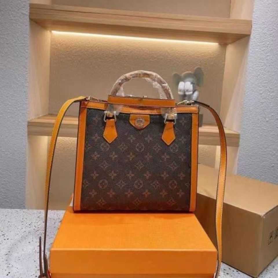 CLASSIC FLOWER Women's new 2021 popular high-capacity high-grade messenger minority design foreign style single shoulder bag donkey home trend, Orange
CLASSIC FLOWER Women's new 2021 popular high-capacity high-grade messenger minority design foreign style single shoulder bag donkey home trend, Orange