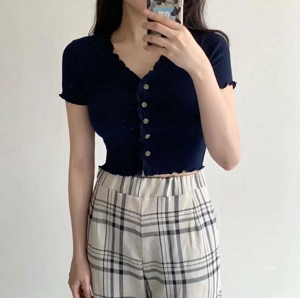 70's Vintage Rib Knit Wood ears V neck Short Sleeve Tee Base T-shirts Summer Single-breasted Button T-shirt crop top 210429