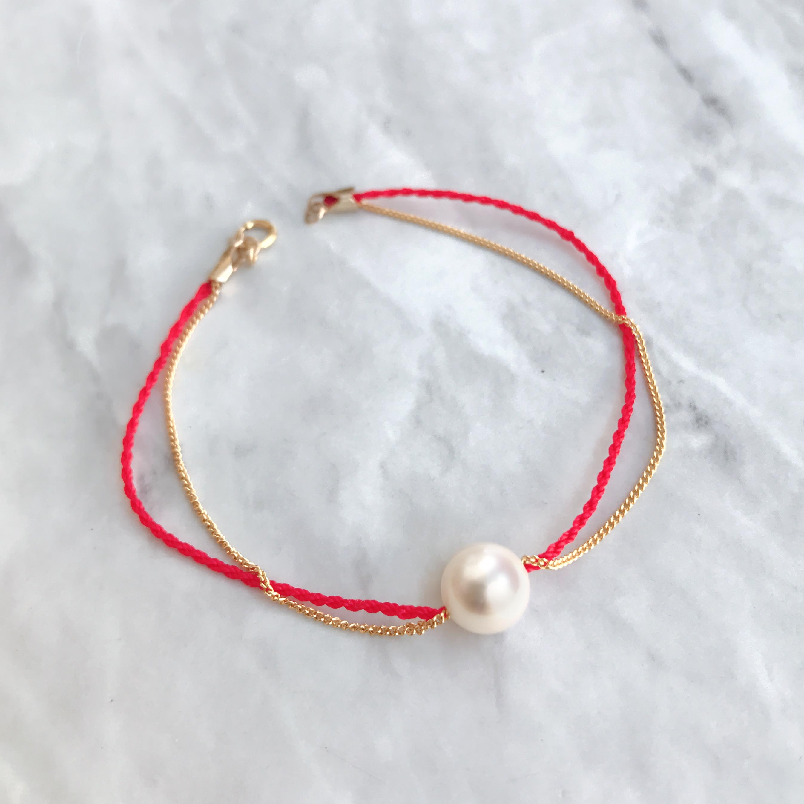 Natural freshwater pearl red rope bracelet 14K gold bracelet this life Valentine's Day gift redline transfer beads Luxurys Designers jewelry, Black
Natural freshwater pearl red rope bracelet 14K gold bracelet this life Valentine's Day gift redline transfer beads Luxurys Designers jewelry, Black