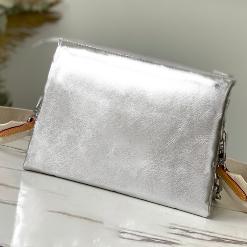 2021 Luxurys Designers Bags fashion woman shoulder bags high quality leather crossbody Baguette lady handbag with chain wallets women fashion banquet mackup purse, Dust bag(no sell)
2021 Luxurys Designers Bags fashion woman shoulder bags high quality leather crossbody Baguette lady handbag with chain wallets women fashion banquet mackup purse, Dust bag(no sell)