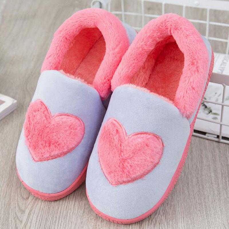 Slippers Winter Keep Warm Women Fashion Platform Flats Shoes Indoor Heart Printed Mules Non-slip Soft Bottom, Blue
Slippers Winter Keep Warm Women Fashion Platform Flats Shoes Indoor Heart Printed Mules Non-slip Soft Bottom, Blue